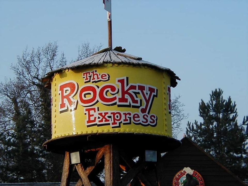 Rocky-Express-Thorpe-Park-Resort-Chertsey-Surrey-Retired-From-Theme-Park-Industry
