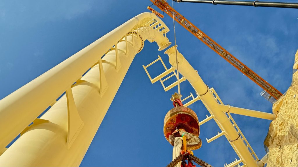 this-new-record-breaking-roller-coaster-is-now-complete